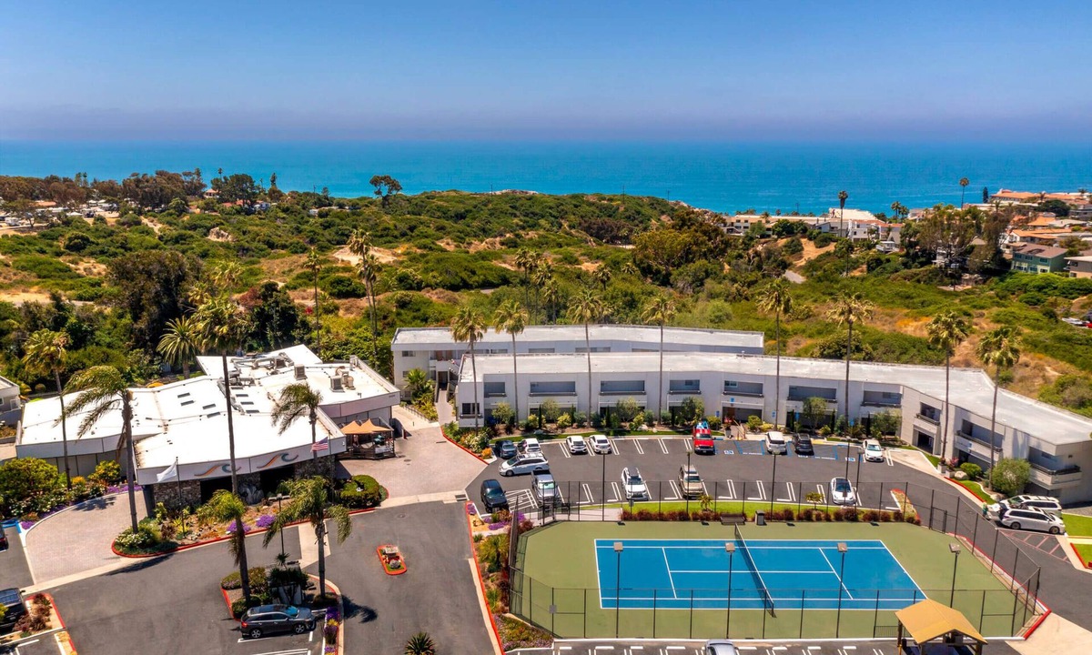 San Clemente Resort | 1 Bedroom TimeShare peaceful San Clemente sleeps 4 w/Amenities & Kitchen