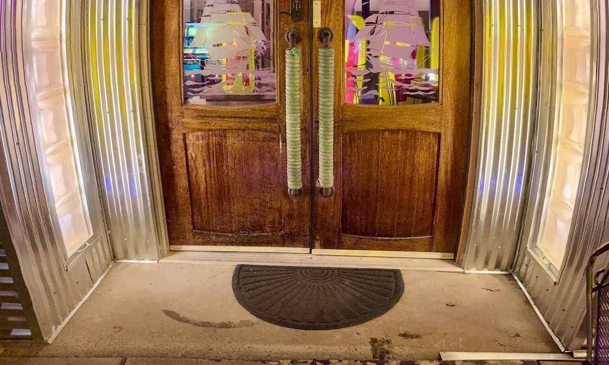 Astoria House | 1 of a kind