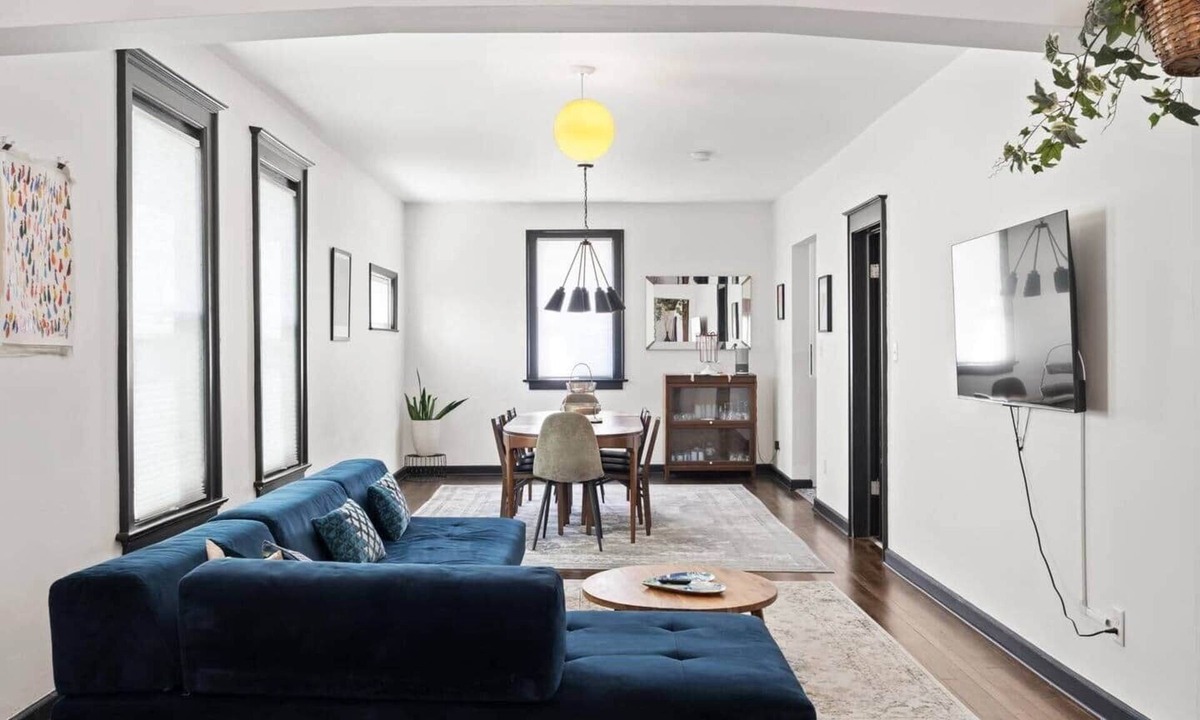Bay View House | 10/10 Bay View Location - Beautiful home sleeps 10