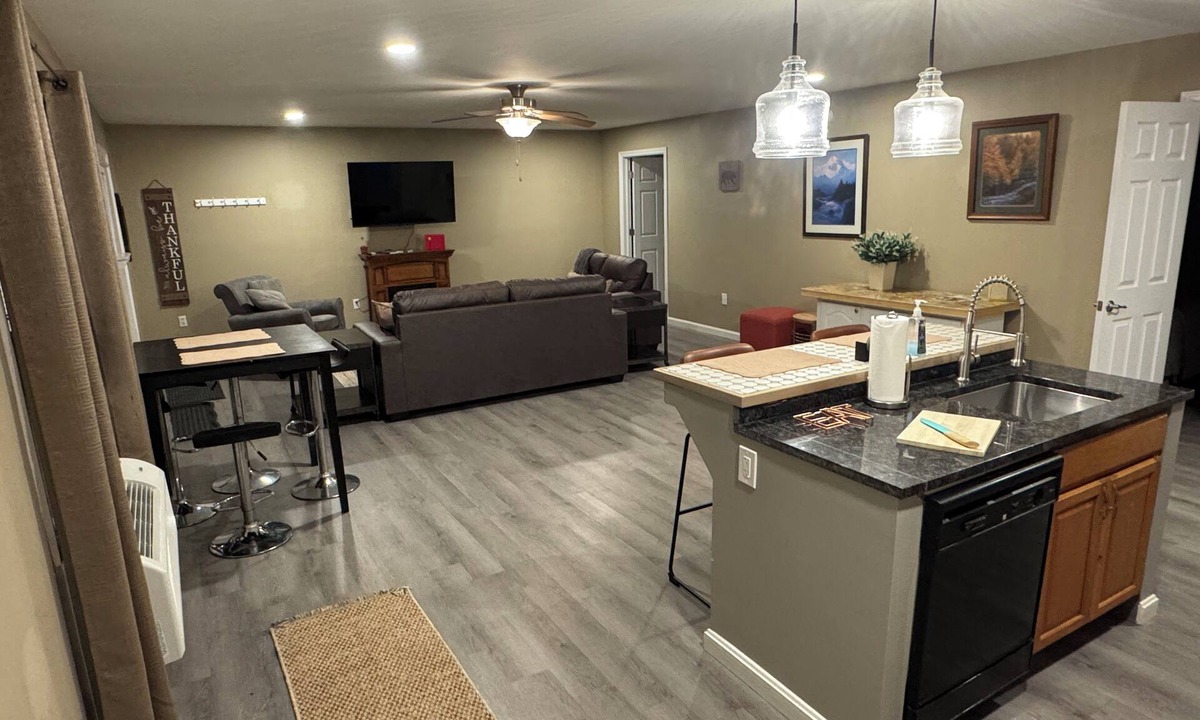 Jones Mills Apartment | 2-bedroom apartment in Jones Mill near Seven Springs and Hidden Valley