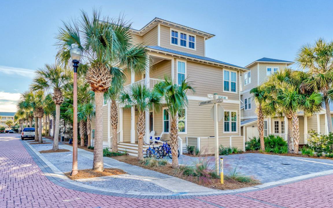 Seacrest Beach House | 245 m² House ∙ 4 bedrooms ∙ 15 guests