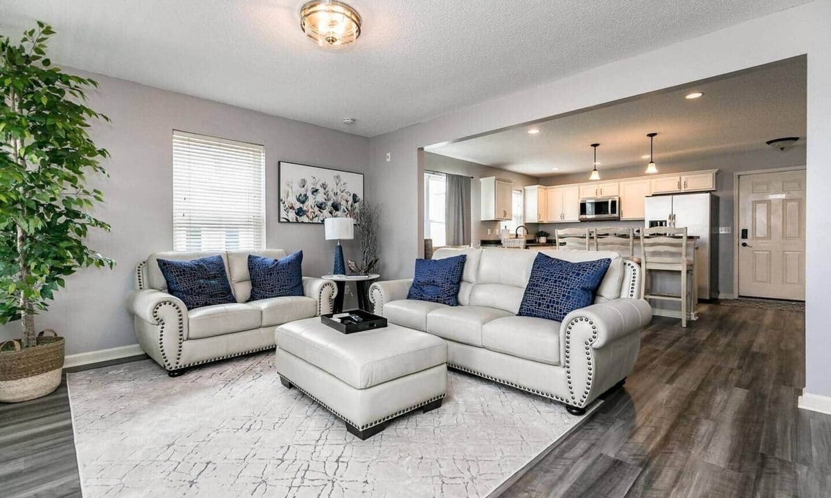 Cedar Rapids House | 3 Bed, Cozy, Modern, New Bo Area, Home!