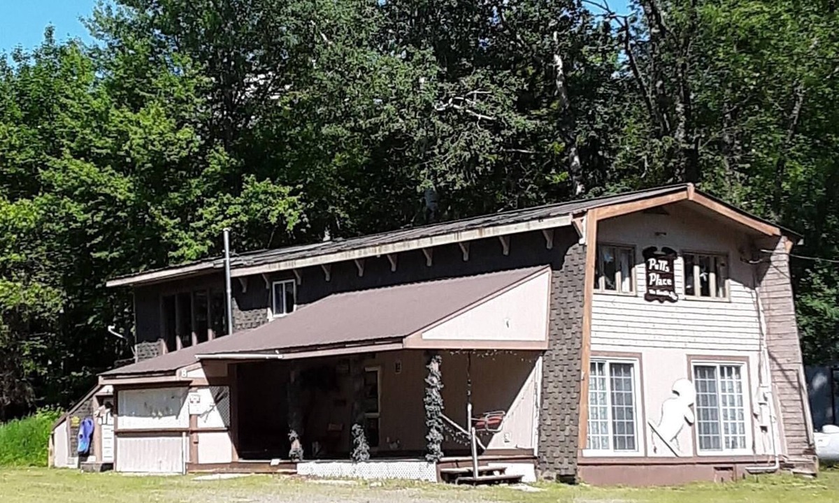 Stratton House | 5-bedroom and 2.5 bath house in Stratton, Maine