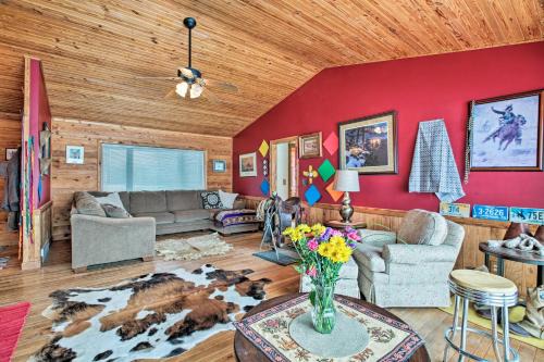 Burlington House | 7-Acre Working Farm Near Lake Geneva: Pets Welcome