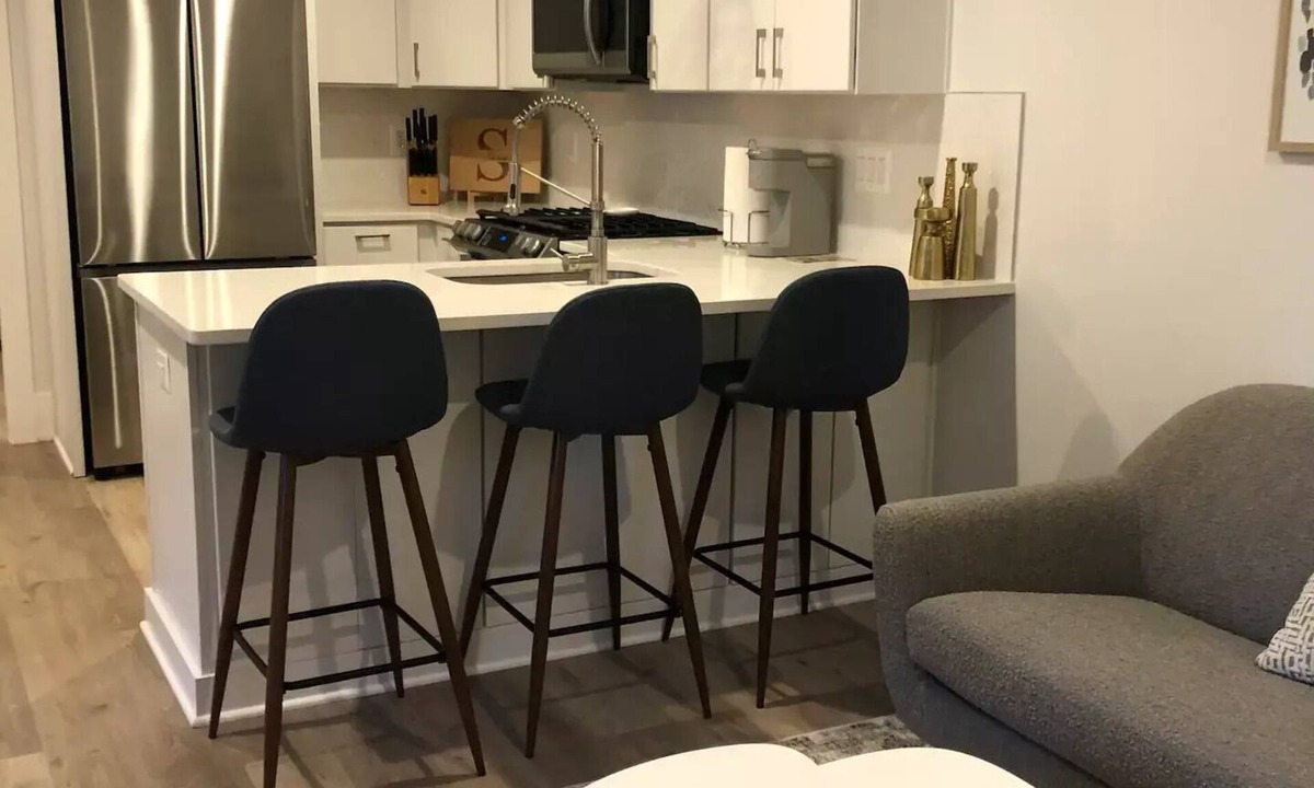 Brookland Apartment | Amazing 2 bedroom apt - centrally located in DC!nn