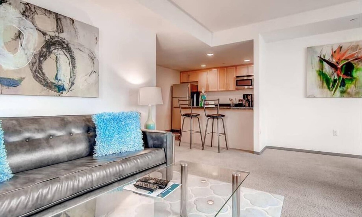 East Cambridge Apartment | Amazing 2BR | Fitness Center | Kendall Square by GLS
