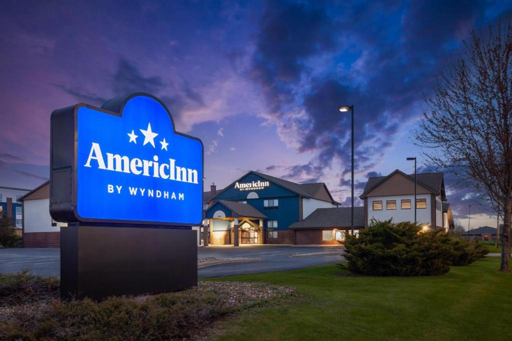 Appleton Hotel | AmericInn by Wyndham Appleton North Little Chute