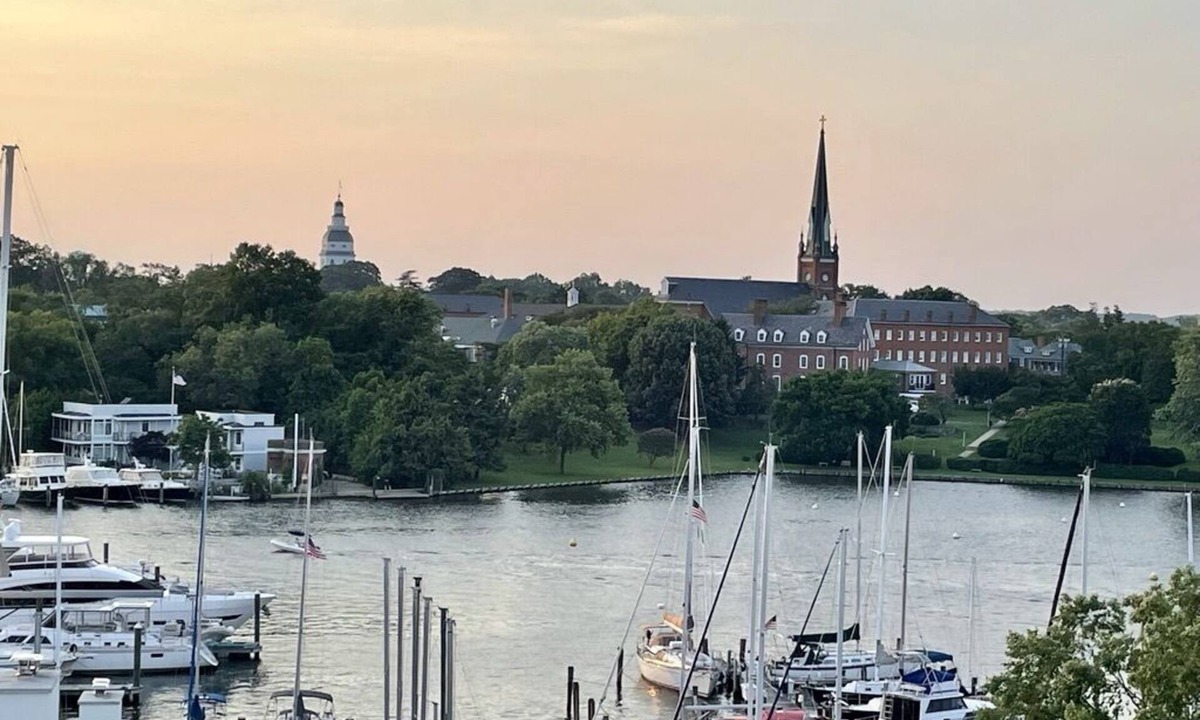 Eastport Condo | Annapolis Condo walking distance to downtown with excellent water view!