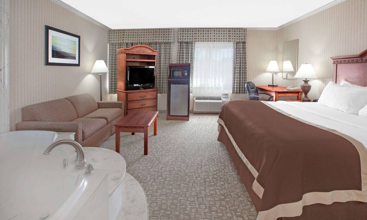 Jackson Hotel | Baymont by Wyndham Jackson