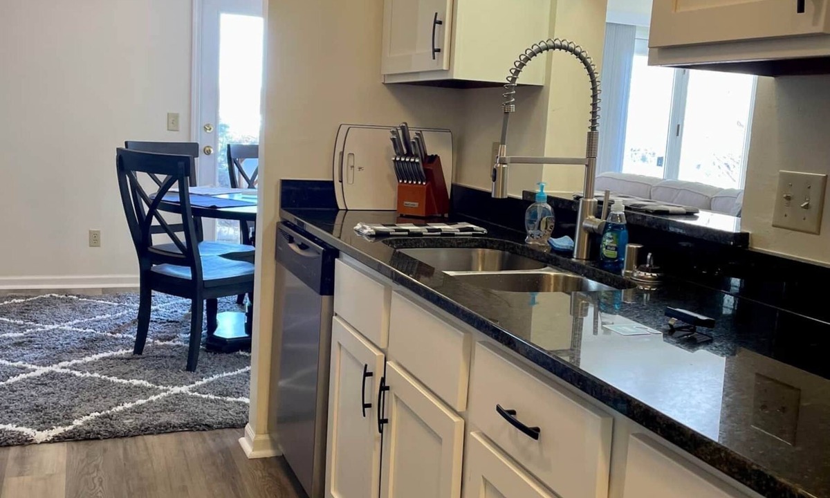 Oshkosh Apartment | Beautiful 2 Bedroom 2 Bath Residence On The River