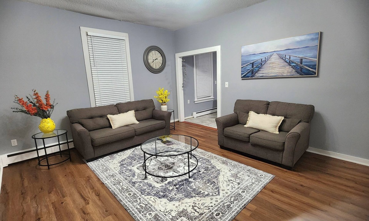 Dwight Apartment | Beautiful 3-bedroom apartment near Yale
