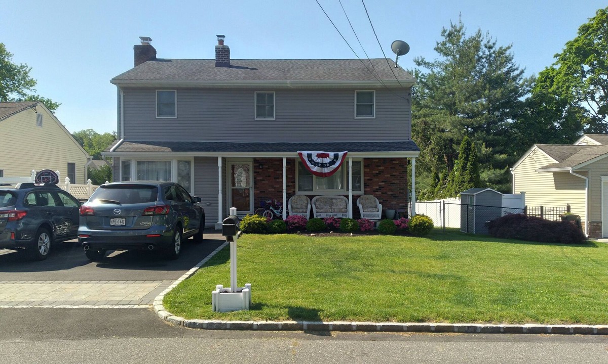 West Hills House | Beautiful 3-bedroom house with WiFi in Huntington