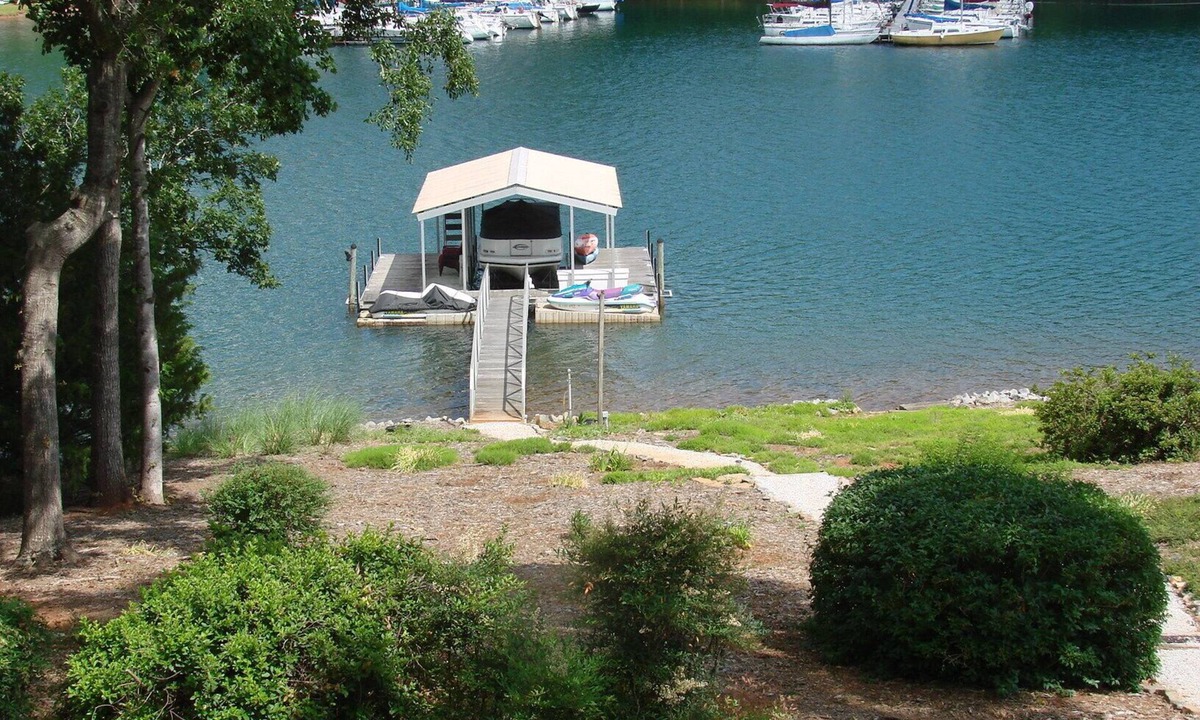 Seneca House | Beautiful lakefront home in quiet cove, minutes from Clemson University.