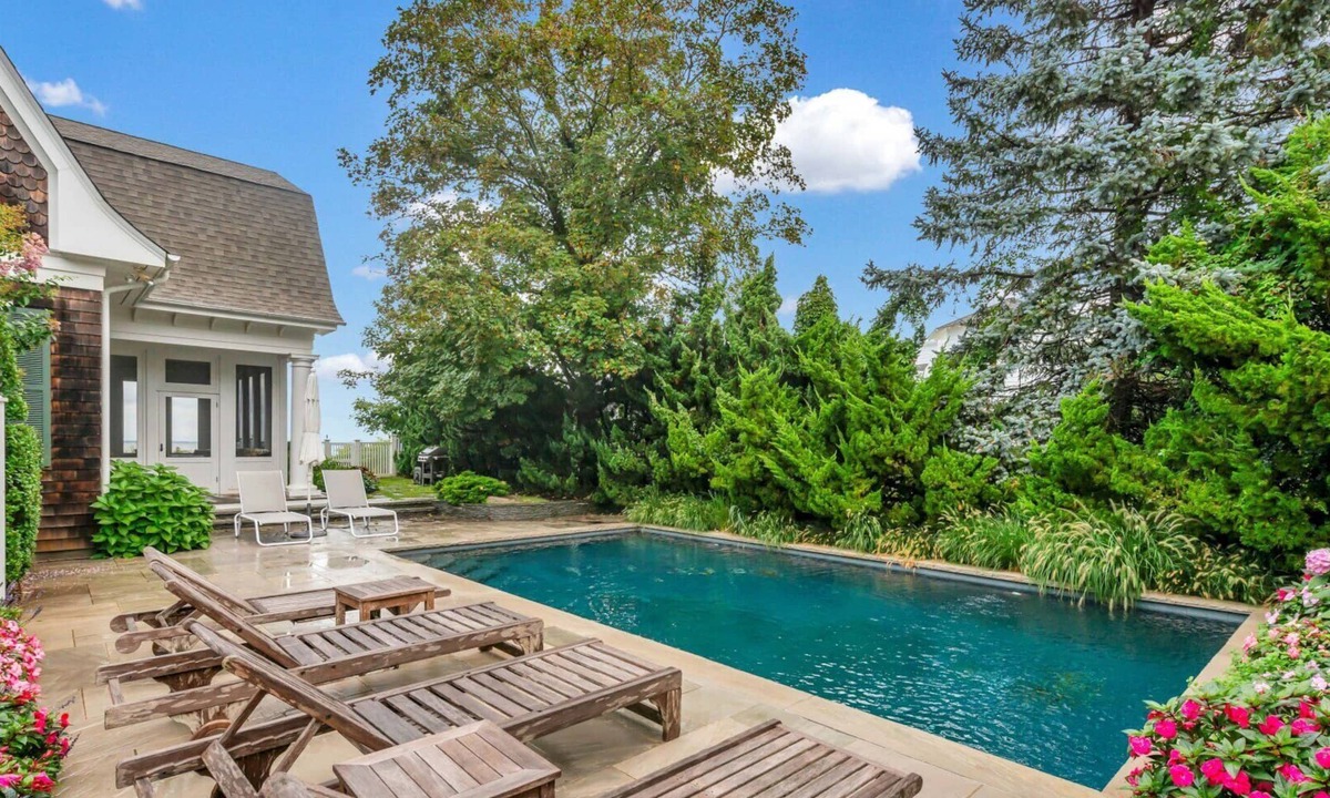 North Sea House | Beautiful Southampton Waterfront Home with pool and private steps to the beach!