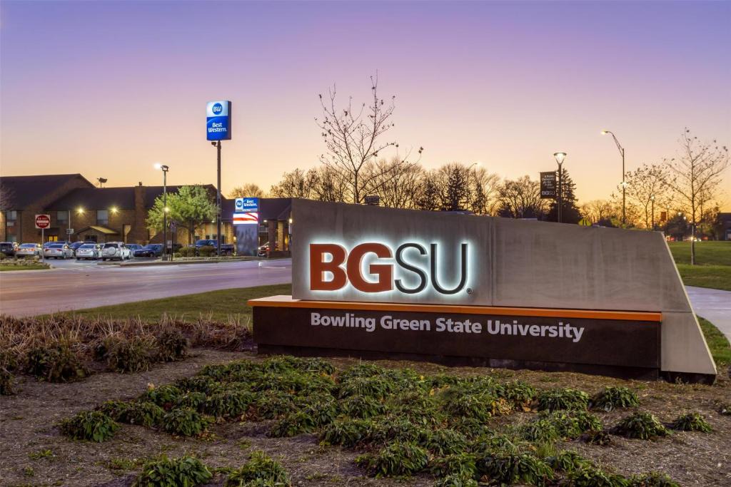 Bowling Green Hotel | Best Western Falcon Plaza - Bowling Green