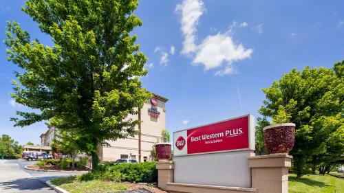 Kenwood Hotel | Best Western PLUS Hannaford Inn & Suites