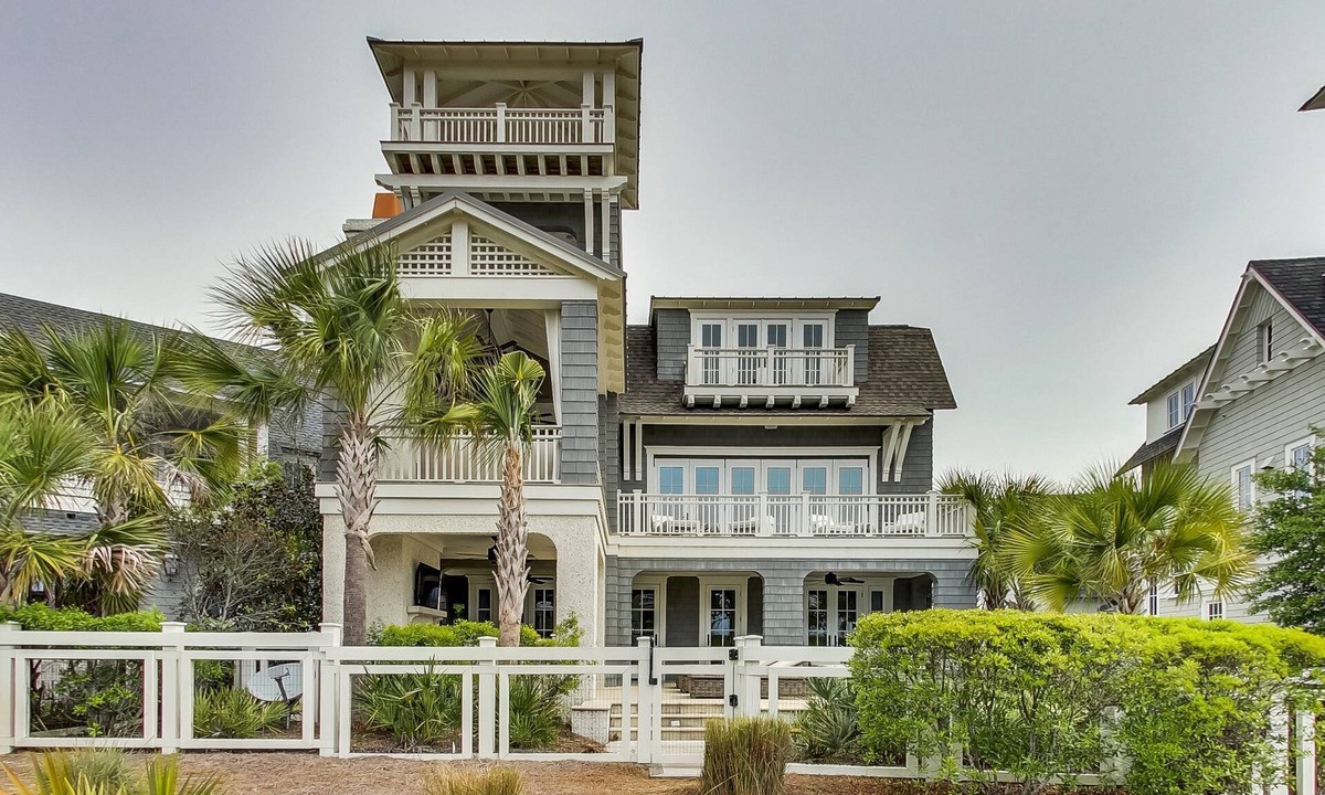 WaterSound Beach House | Book Today! Private Pool! Gulf Views! Golf Cart! Tremendous Outdoor Space!