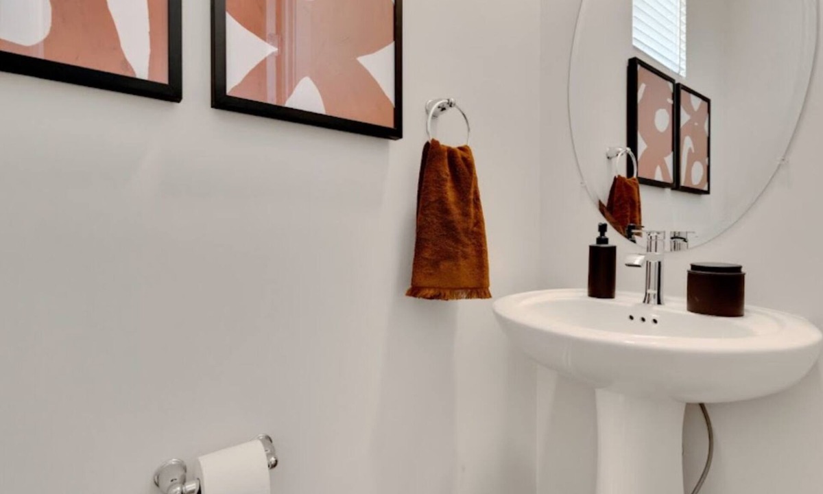 Brandywine House | Brand New 3-Bedroom Townhouse Beautifully Constructed In Brandywine With WiFi