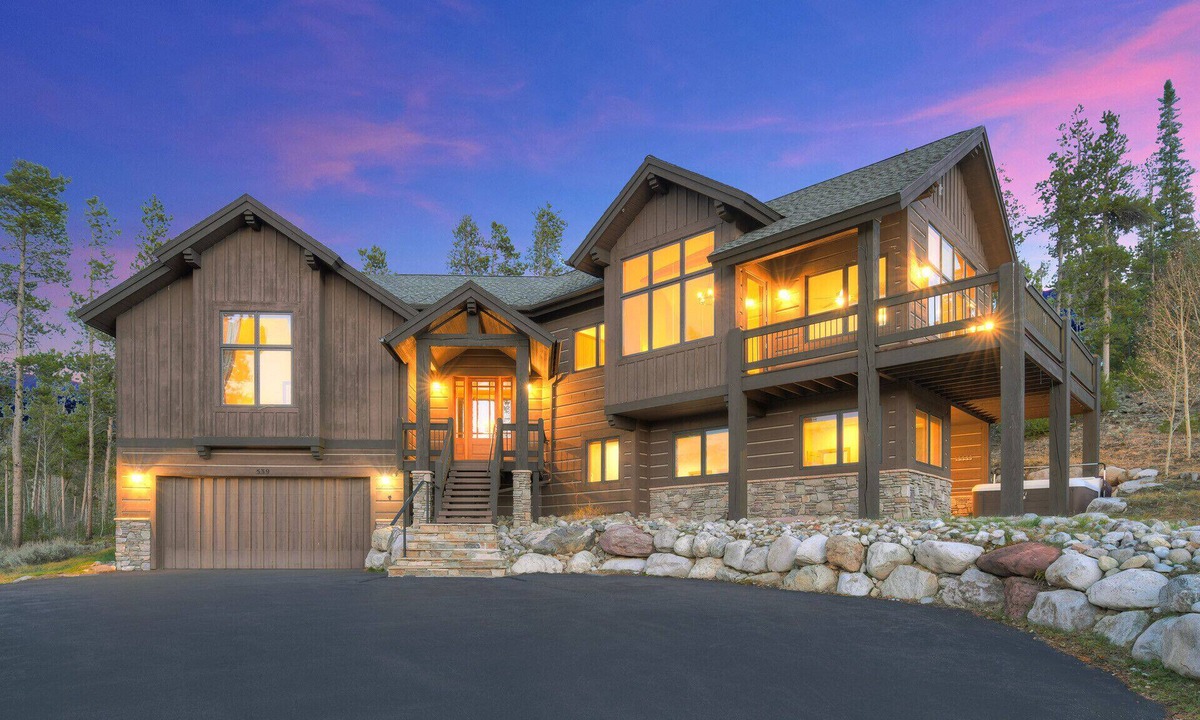 Braddock Hill Villa | Breckenridge 126 - Three Bedroom Villa, Sleeps 12