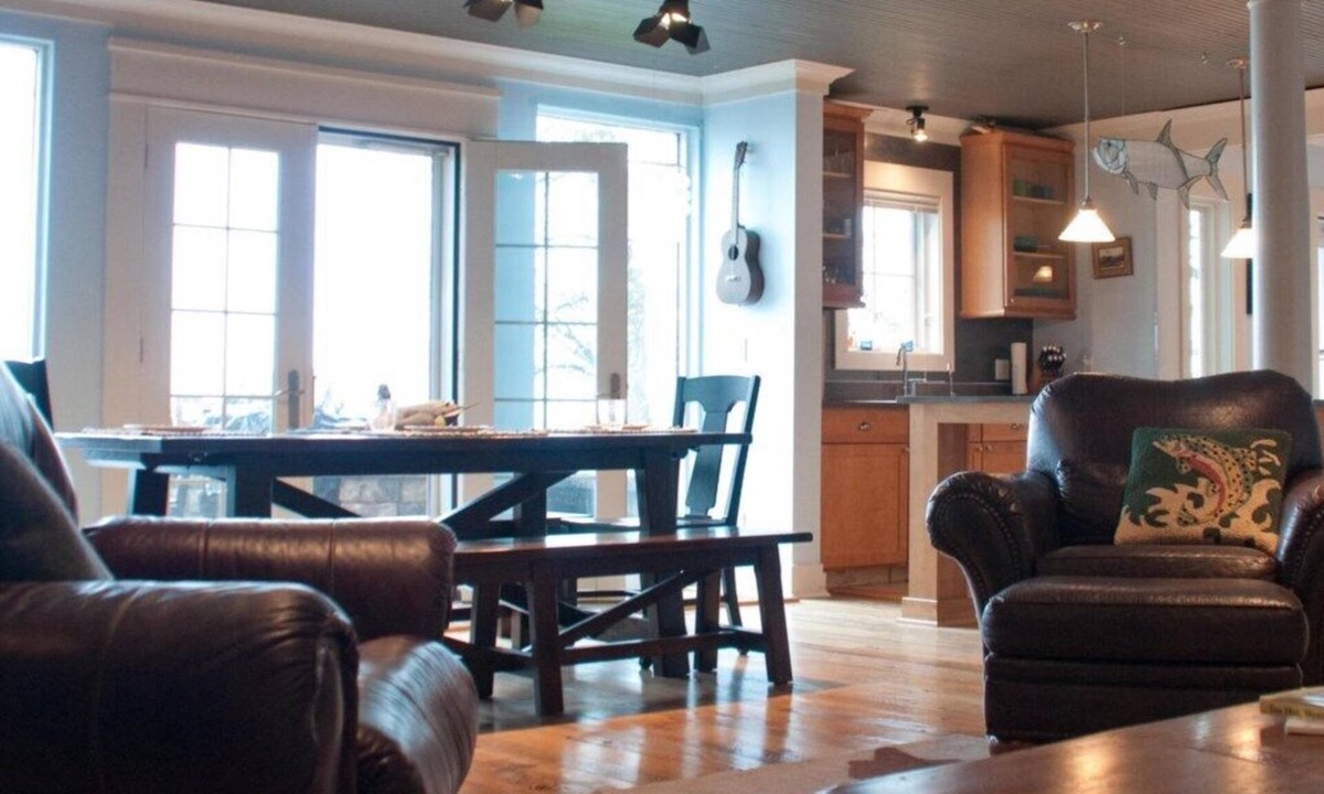 Pelican Rapids House | Cape Cod with amazing views of Big Pelican Lake