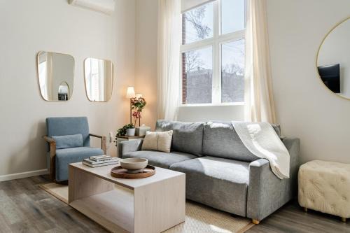 Downtown Apartment | Central 2BR Near Yale WiFi with Washer and Dryer