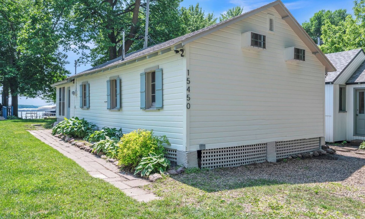 Triboji Beach Cottage | Charming 2-bedroom cottage on West Lake Okoboji with EV Charging