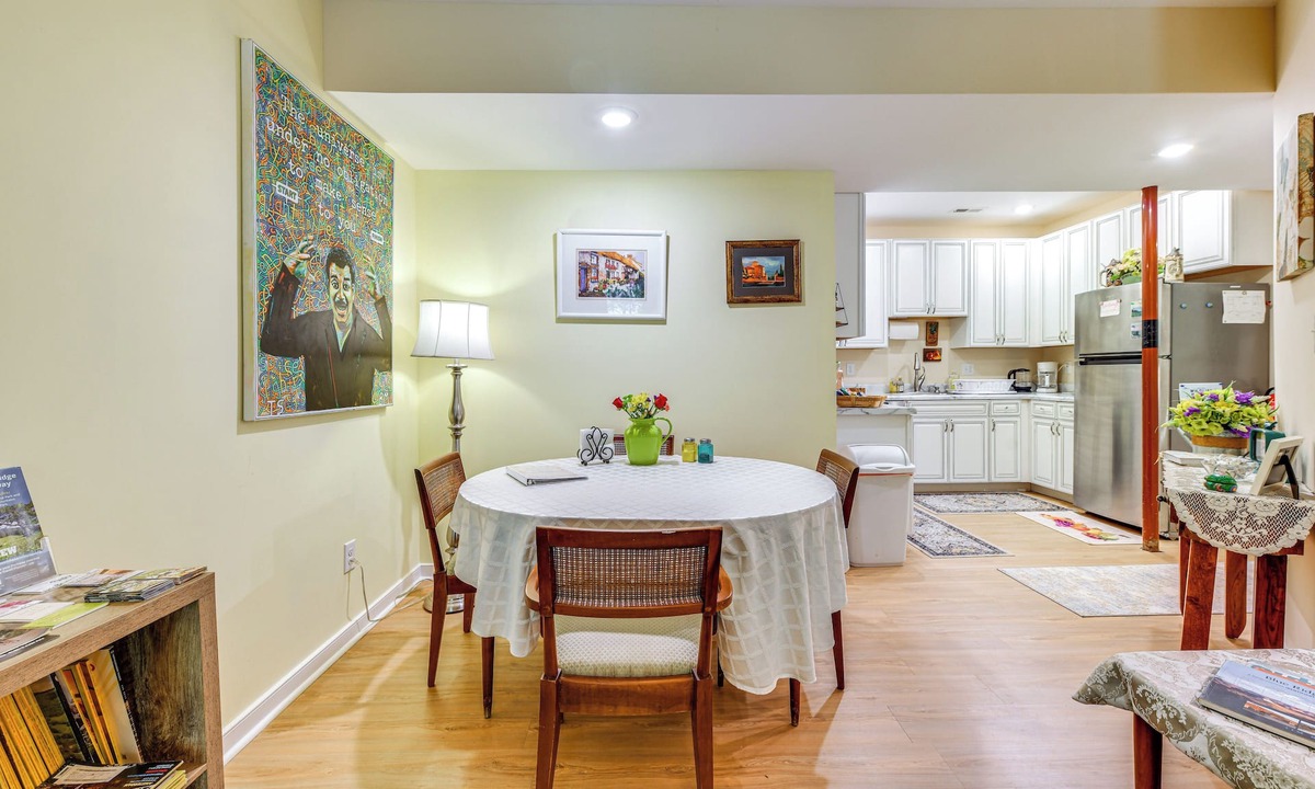 Charlottesville House | Charming Charlottesville Apt w/Outdoor Space!