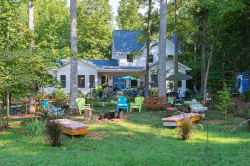 Charlottesville House | Charming Charlottesville Apt w/Outdoor Space!