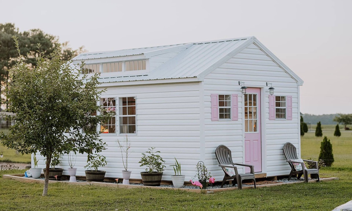 Georgetown Cottage | Charming off grid cottage near sports at the beach and local oceans