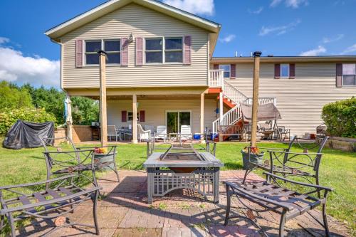 Apple River House | Chic Apple River Escape w/Fire Pit!