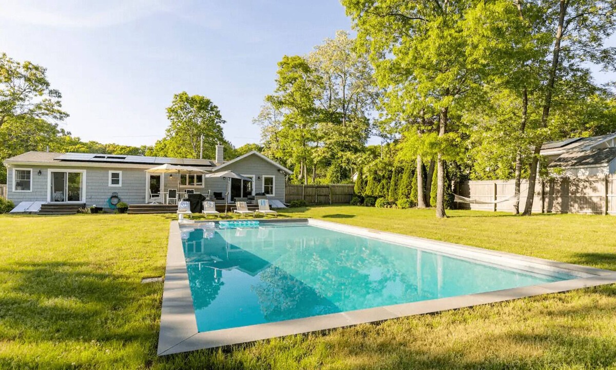 Hampton Bays House | Chic Hamptons Home with Heated Gated Pool and Grill