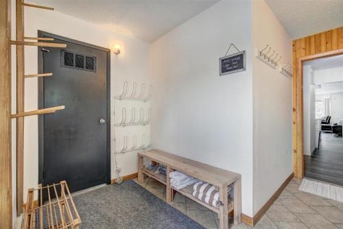 Breckenridge Apartment | Claimjumper by Ski Country Resorts