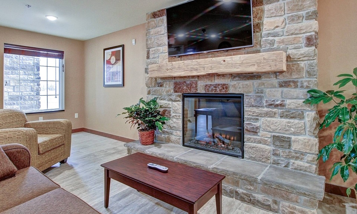 Pulaski Hotel | Cobblestone Hotel & Suites – Pulaski/Green Bay
