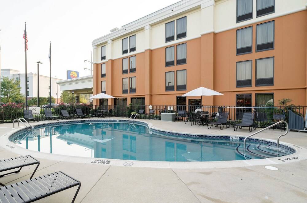 Newark Hotel | Comfort Inn & Suites Newark - Wilmington