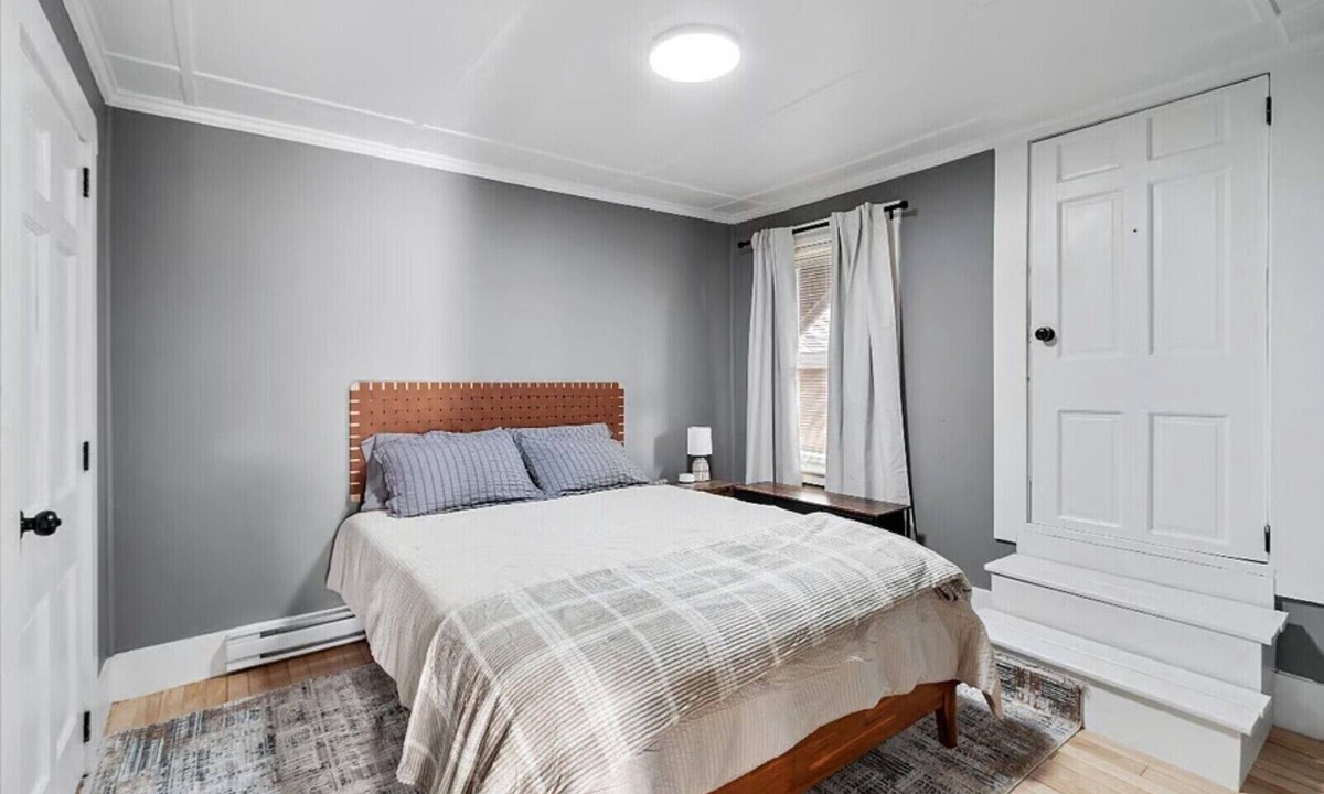 Concord Apartment | Concord, NH - Entire Place - Pet Friendly - Mins to Elliot - Queen Bed