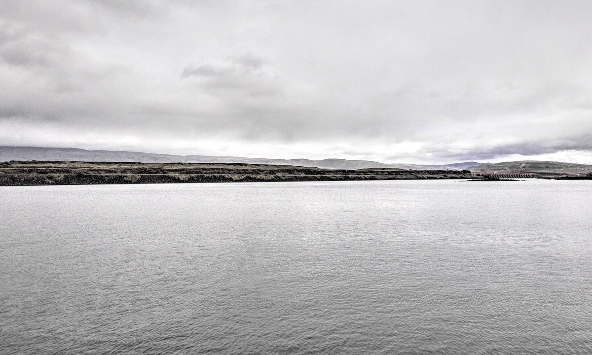 The Dalles House | Corner Cottage < 2 Mi to Columbia River, Vino