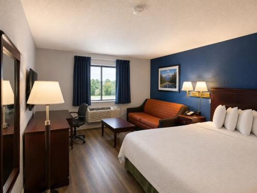 Painted Post Hotel | Corning Inn