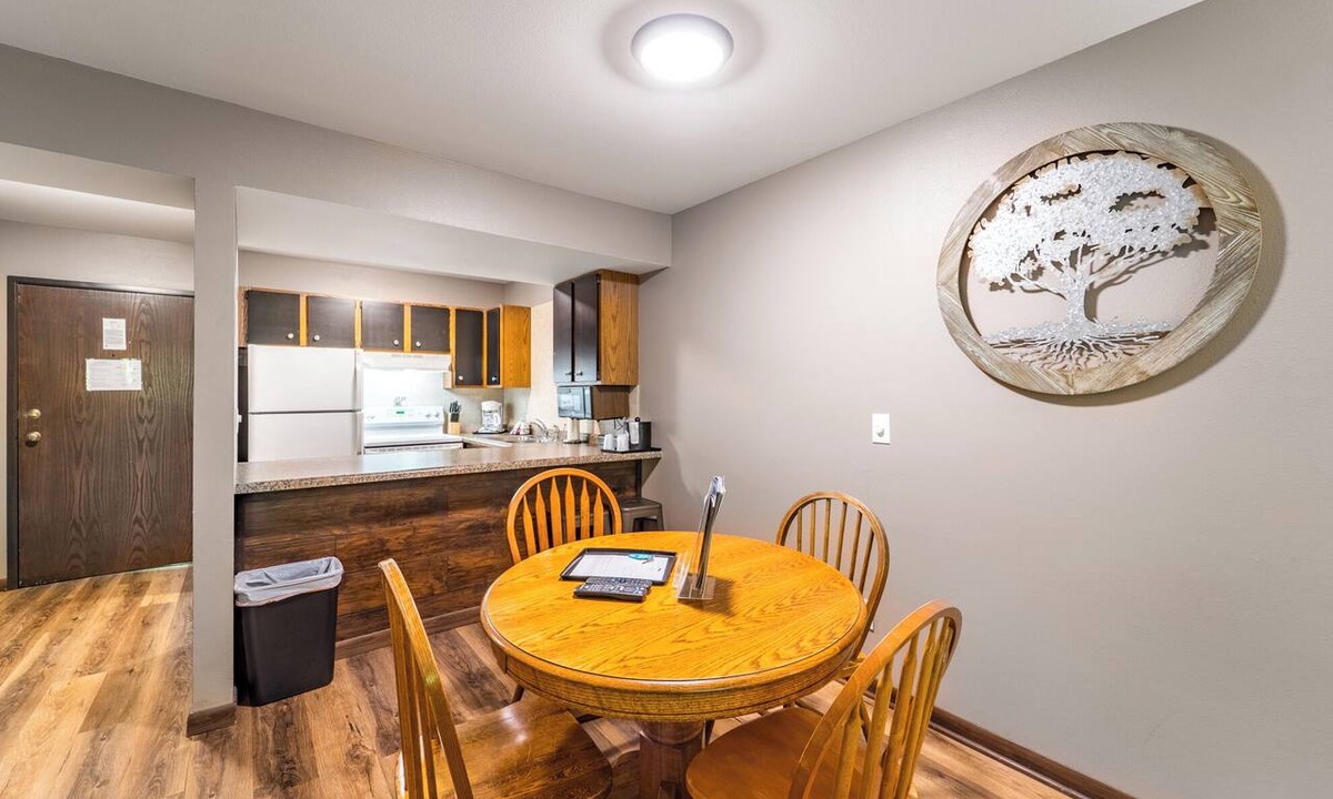 Rib Mountain Cabin | Cozy 1 bedroom located on Granite Peak Ski Hill Unit 3