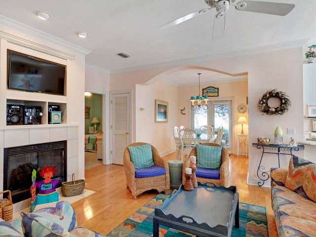 Gulf Mist House | Cozy Home Located in the Heart of Seagrove Beach with easy beach access!! Close to Famous Seaside