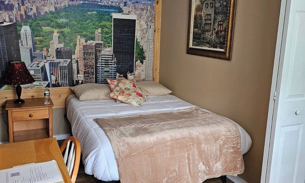 Redding Ridge Apartment | Cozy In-law Garden Suite in Colonial Home