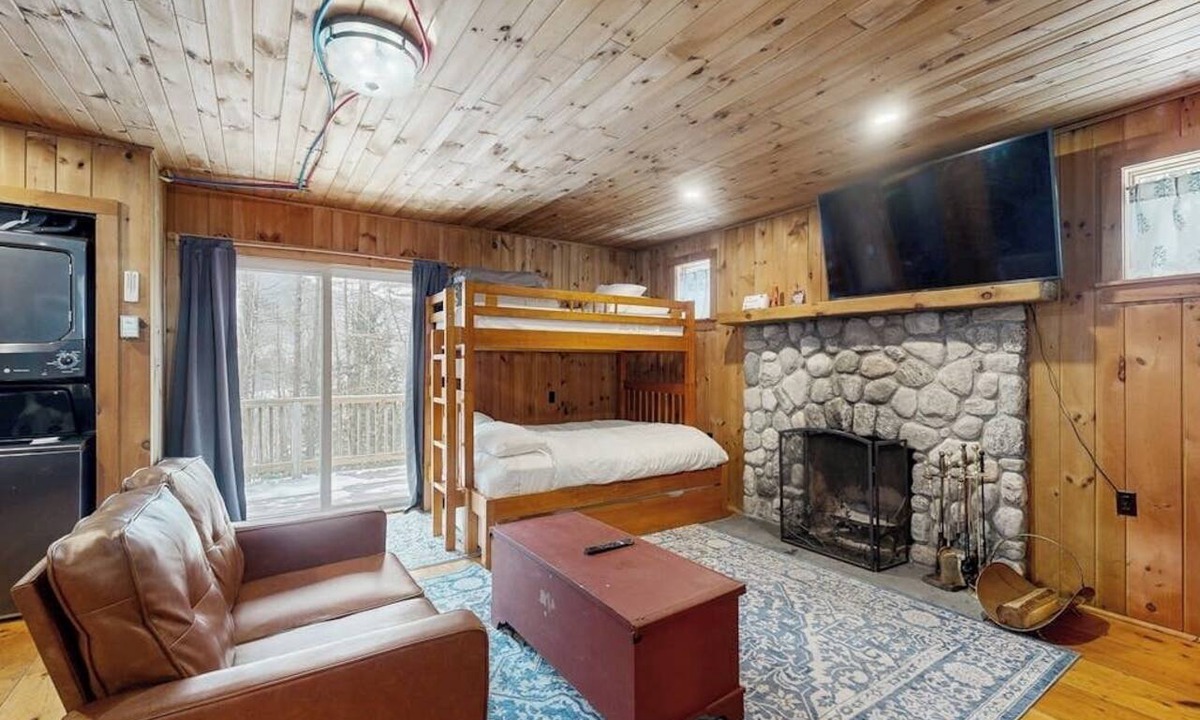 Wardsboro Cabin | Cozy studio cabin w/seasonal mountain views, wrap-around deck, window a/c, bbq