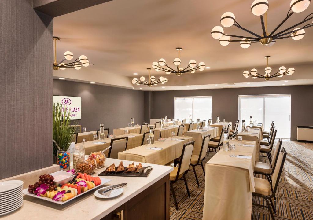 Warwick Hotel | Crowne Plaza Providence-Warwick (Airport) by IHG