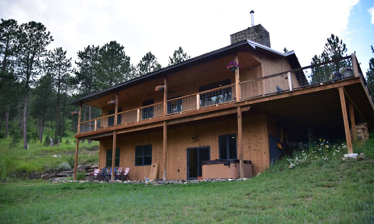 Custer House | Custer Area Retreat on 40 Acres: Hot Tub, Fire Pit, Trails & Views