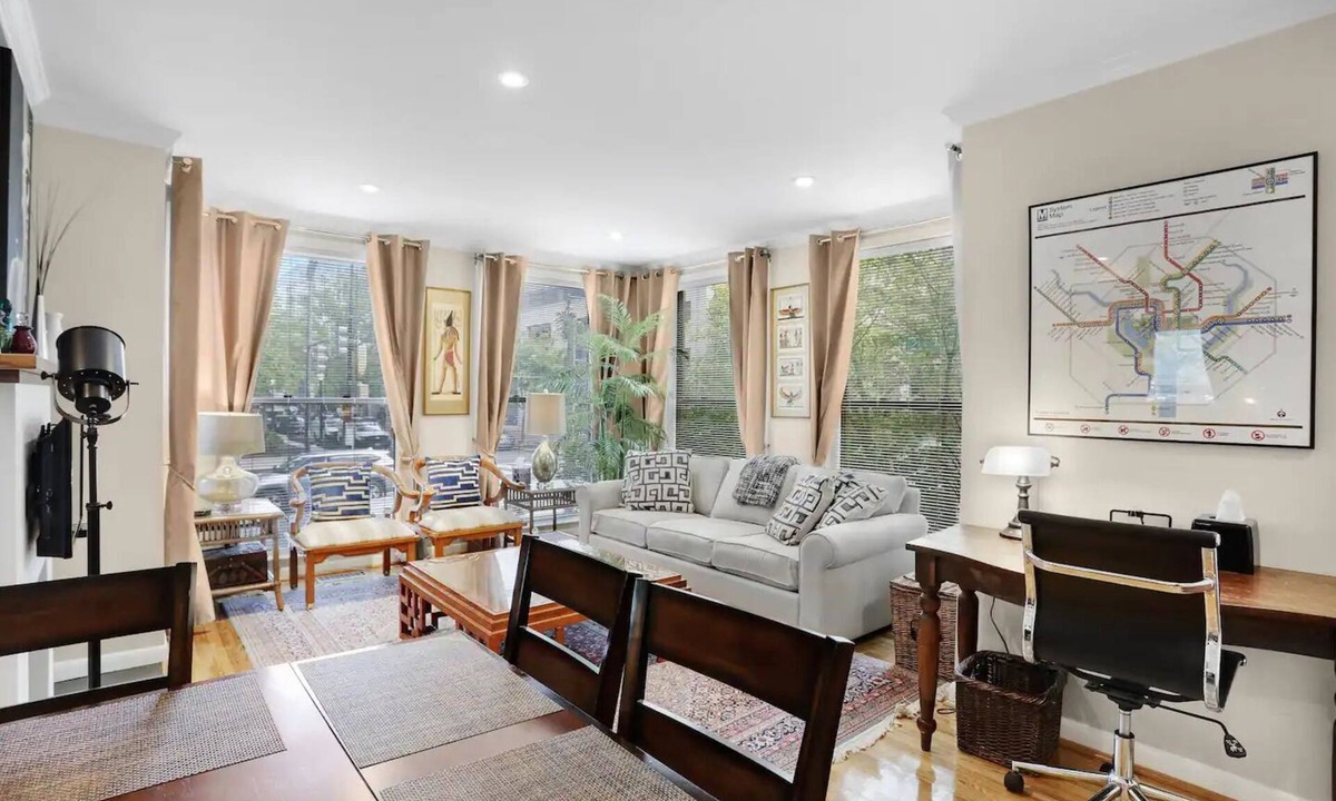 West End Apartment | DC's Best Address - 10min to White House - 500 mbps