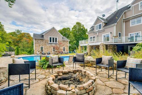 Belmont House | Deck For Entertaining: Belmont Group Getaway