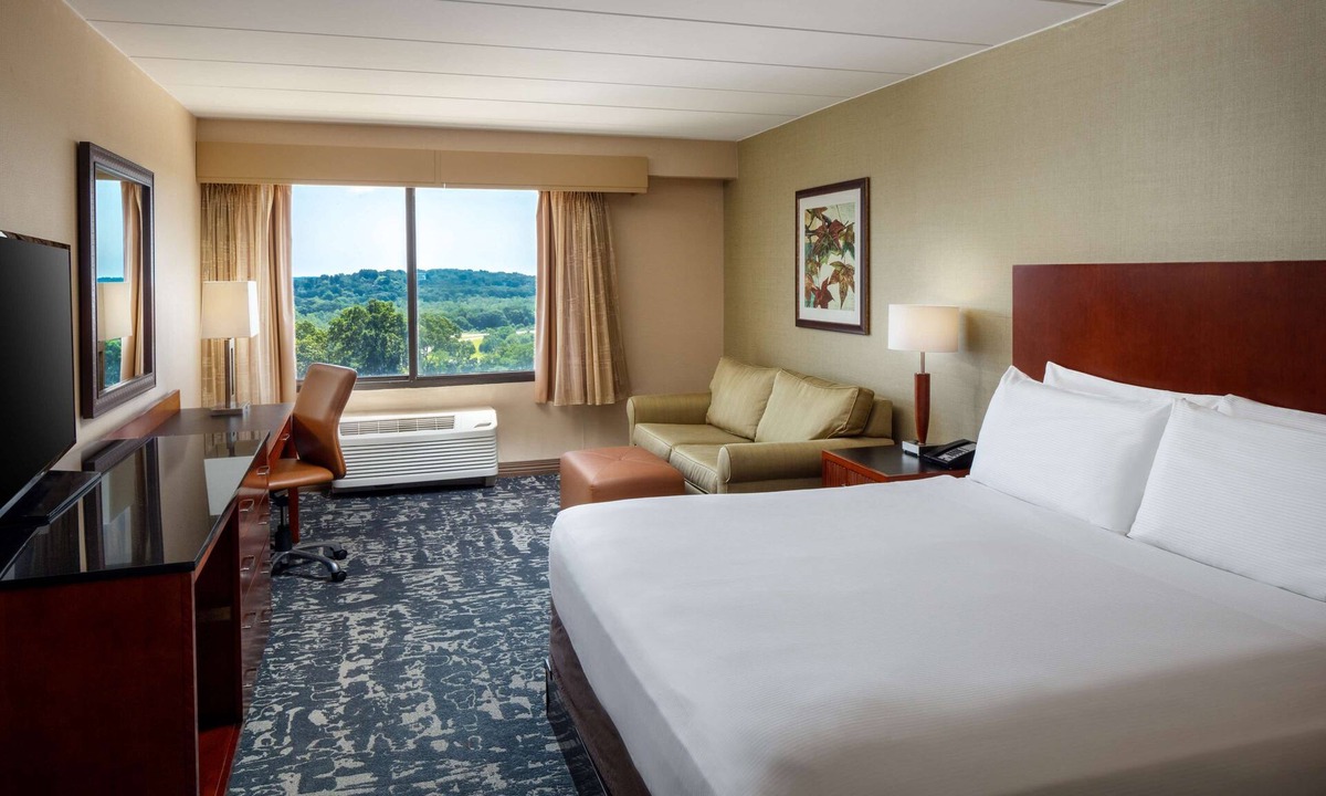 Danvers Hotel | DoubleTree by Hilton Boston North Shore