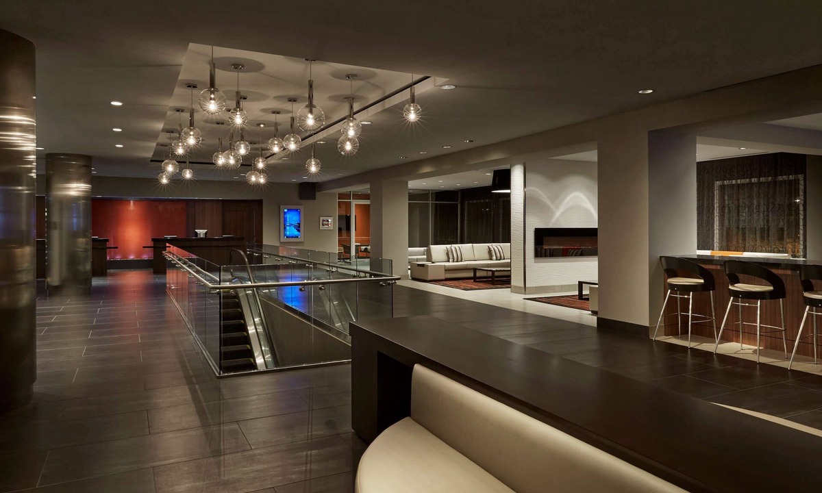 Friendship Heights Hotel | Embassy Suites by Hilton Washington DC Chevy Chase Pavilion