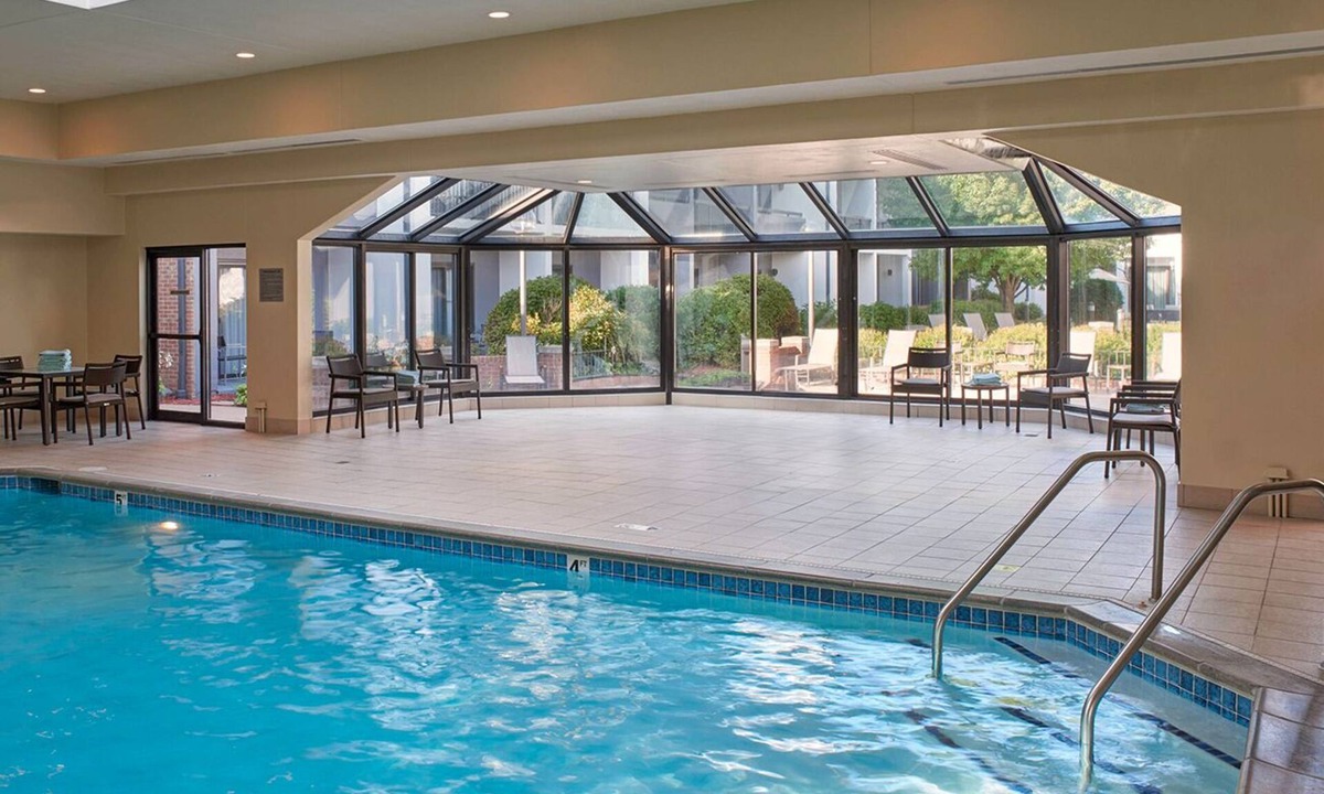 Eden Prairie Hotel | Everything You Need For The Perfect Vacation! Pool, Parking, Pets Allowed w/Fee