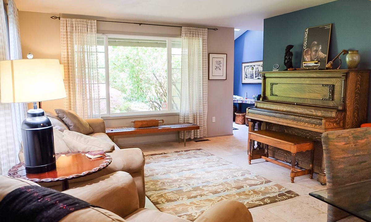 Olympia House | Foodies Kitchen, Peaceful, Green, Comfiest Beds, Close to everything