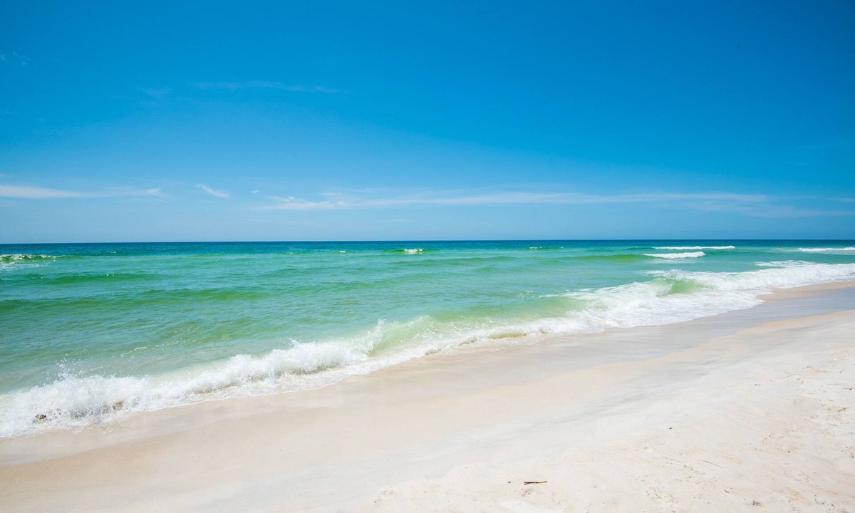Village of Sugar Beach House | Gathering Thyme: WiFi, porch, backyard, & pool - short walk to beach